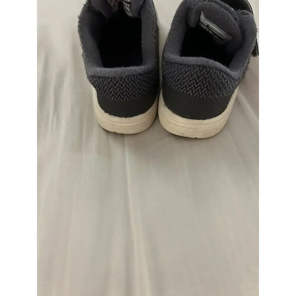 Nike Grey Sneakers size 8